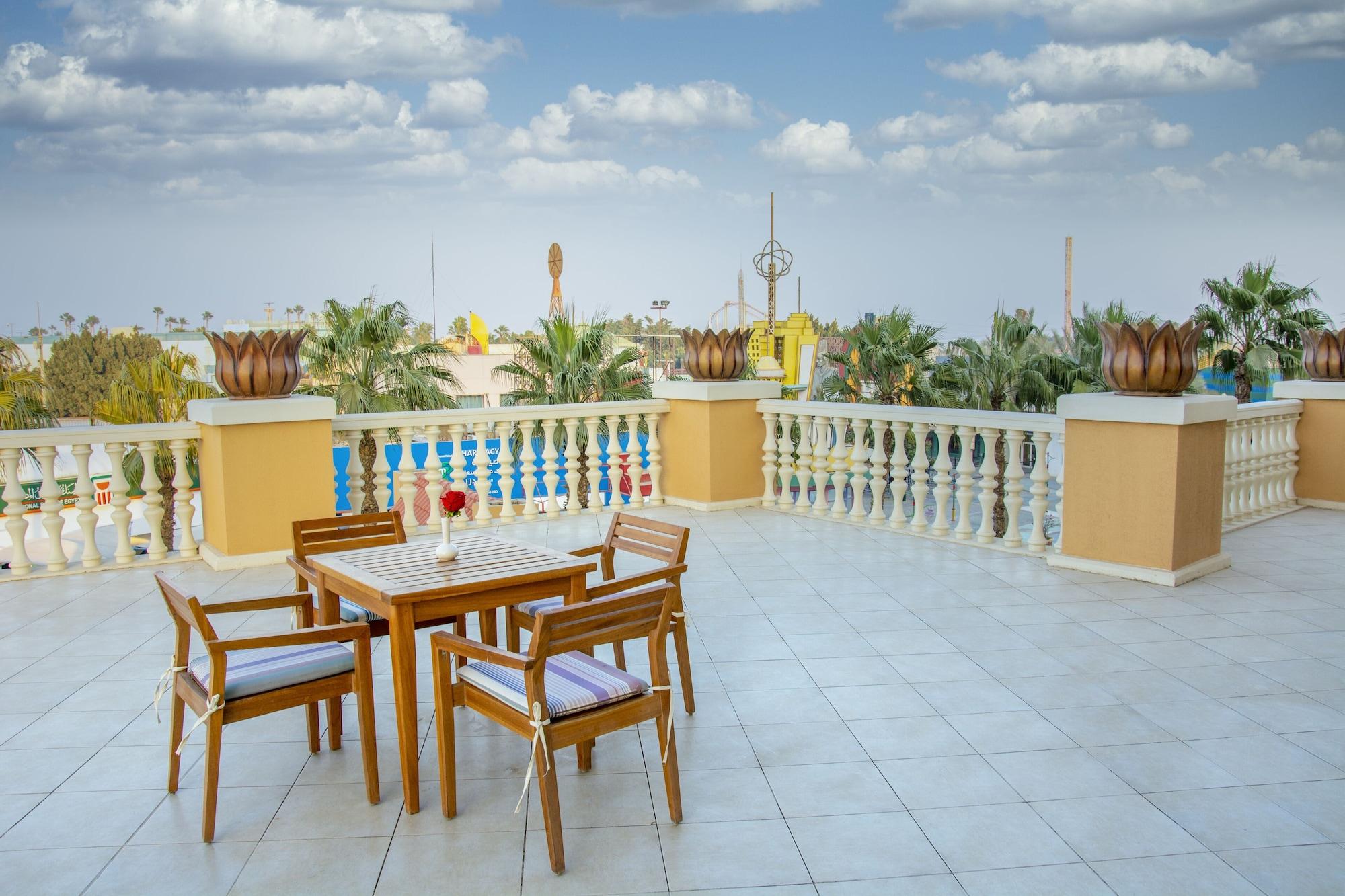Helnan Dream Hotel And Conference Center 6th of October City Kültér fotó Rooftop terrace