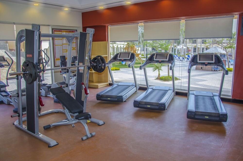 Helnan Dream Hotel And Conference Center 6th of October City Kültér fotó A gym at a hotel